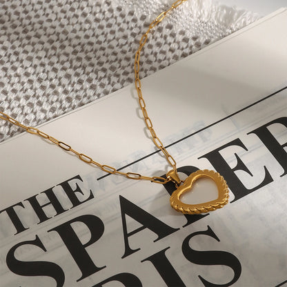 Retro 18K Gold Plated Heart & Pearl Pendant Necklace