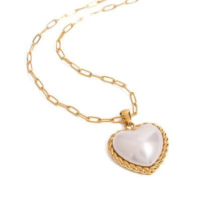 Retro 18K Gold Plated Heart & Pearl Pendant Necklace
